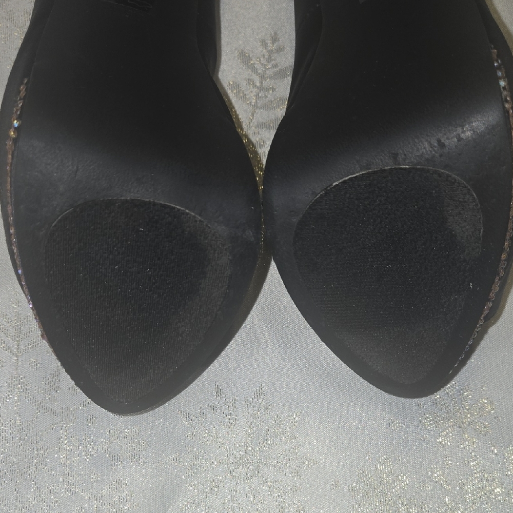 Steve Madden Black Satin Heels with Rhinestone Details - Picture 8 of 8